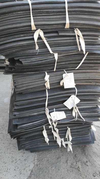 Листовая резина 50* 50 см квадрат техпластина маслобензостойкая