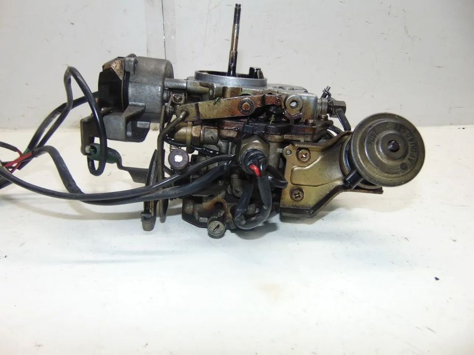 Nissan 100 NX Carburador " usado em bom estado
