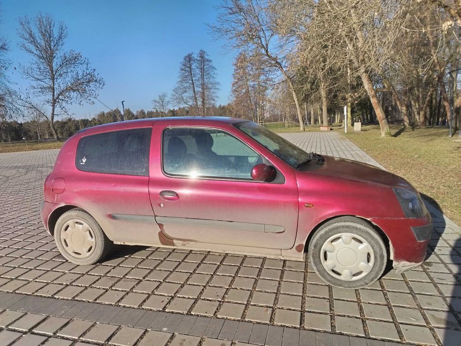 Sprzedam auto Renault Clio 1.4 16V