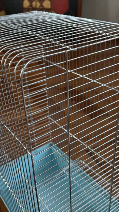 Клітка для пацюків або папуги
