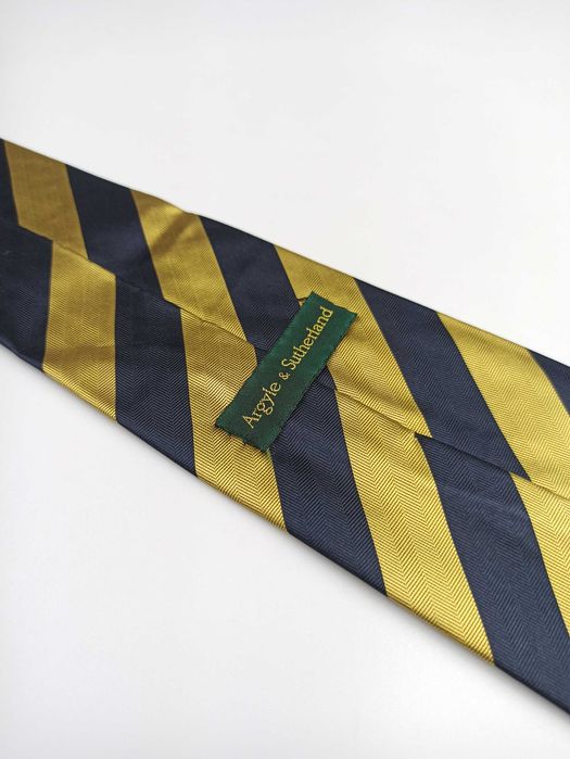 Argyle & Sutherland granatowy jedwabny krawat klubowy w paski pi120