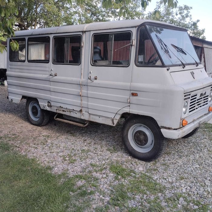FS- LUBLIN  Żuk A  2,1 benzyna +LPG  9 osobowy  1993 r wersja Exportowa