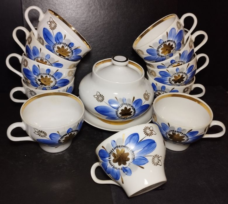 Статуетки старинные, фарфор , винтаж