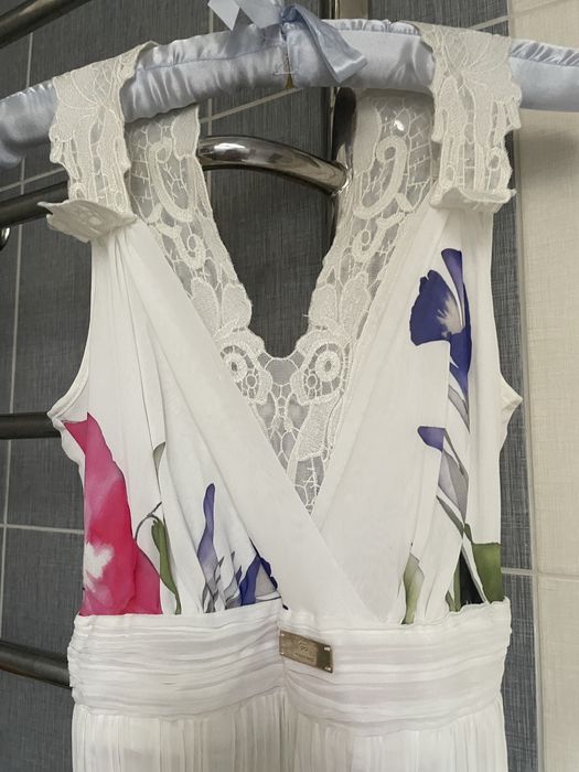 Біла італійська Сукня плаття святкова, вечірня, на випуск розмір xs