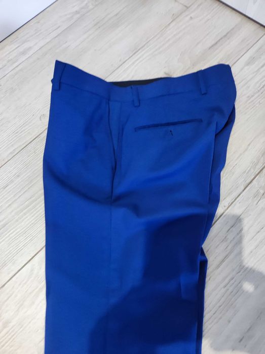 Garnitur męski slim fit marki Pruchnik