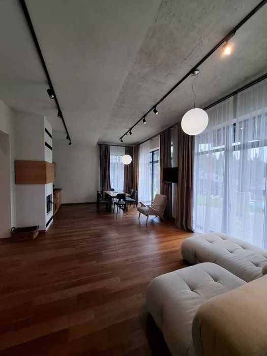 Продаю сучасний котеджний комплекс в серці Карпат! Працюючий бізнес.