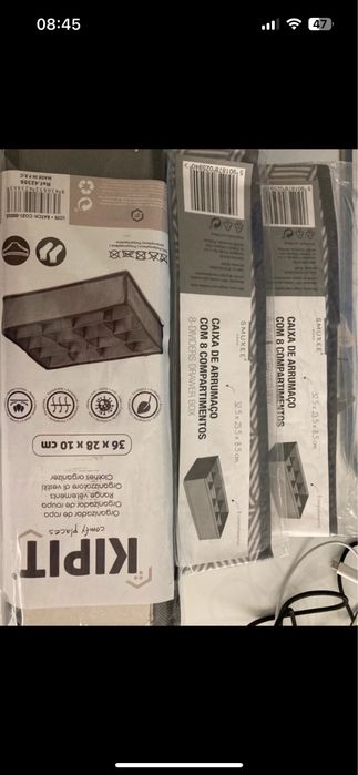 Tres organizadores de roupa