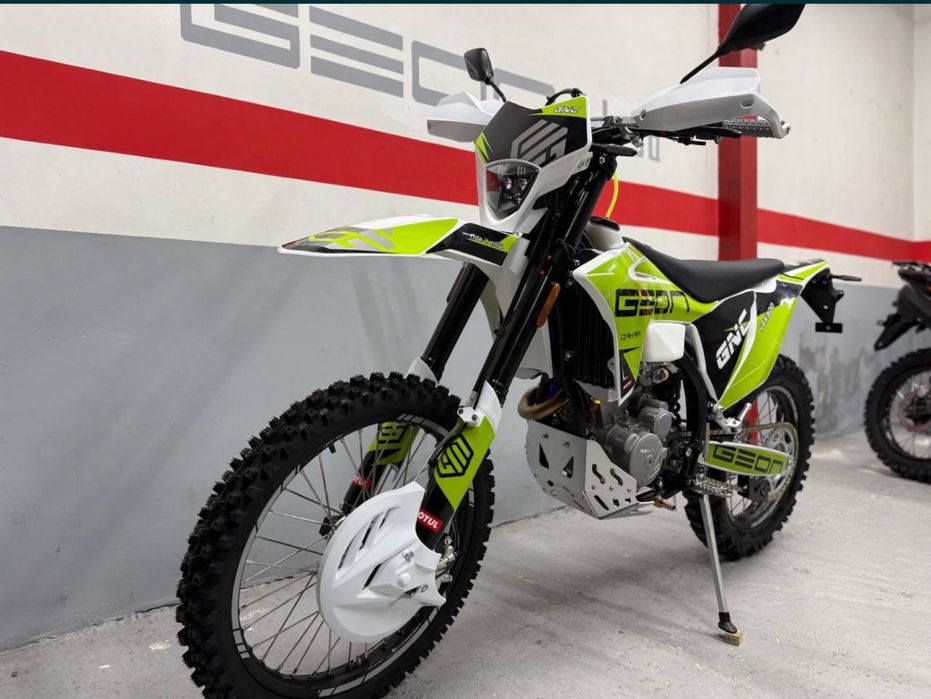 Geon Dakar GNC 300 YGS enduro