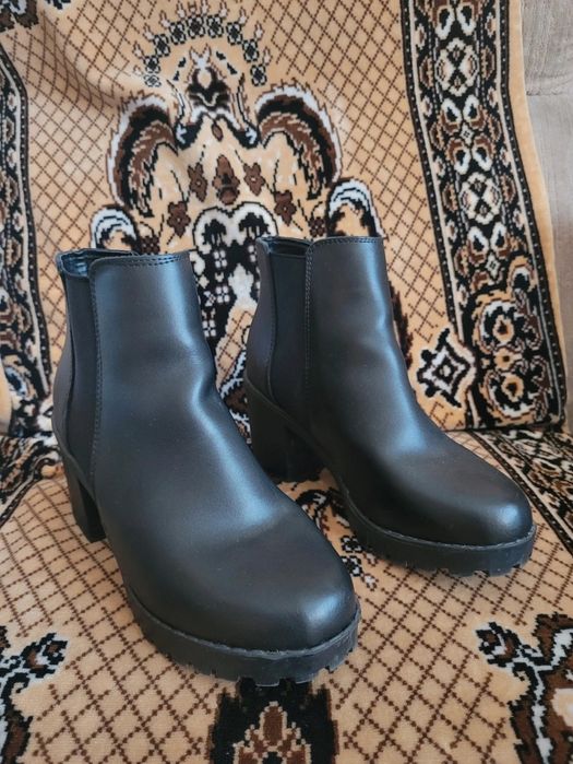 Botki skórzane damskie, nr 40 - 25cm