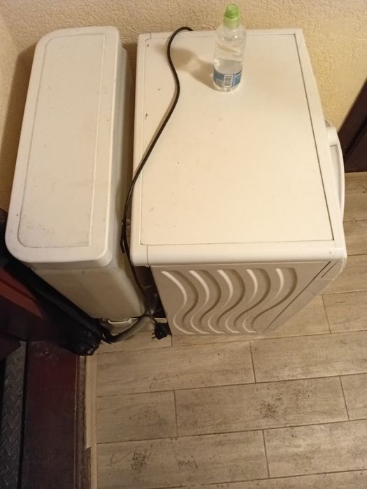 Продам машинку автомот з баком для води.