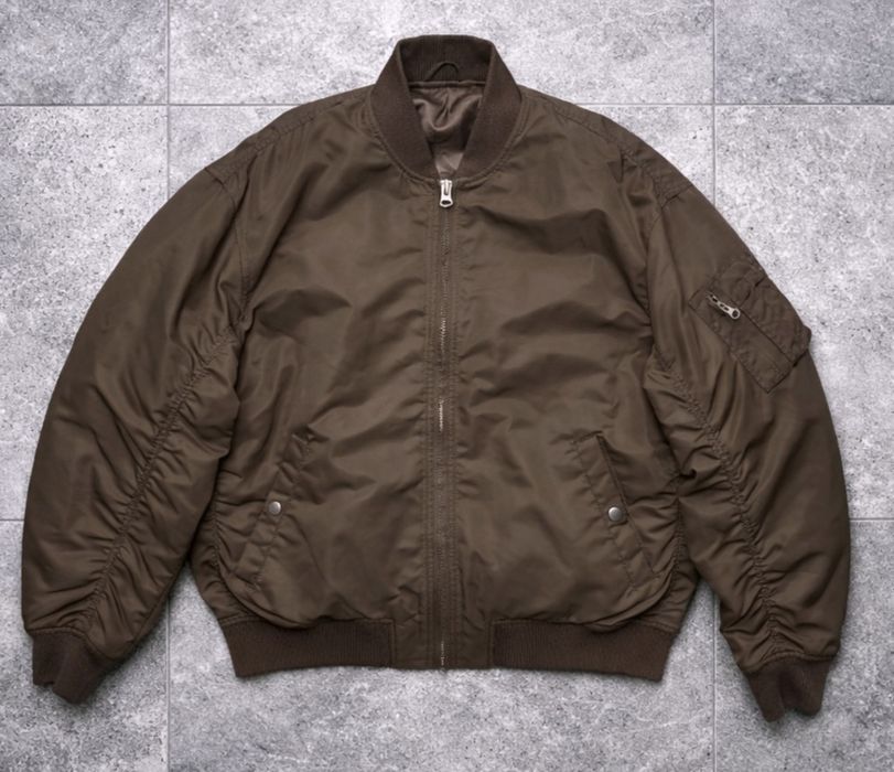 Бомбер куртка COS