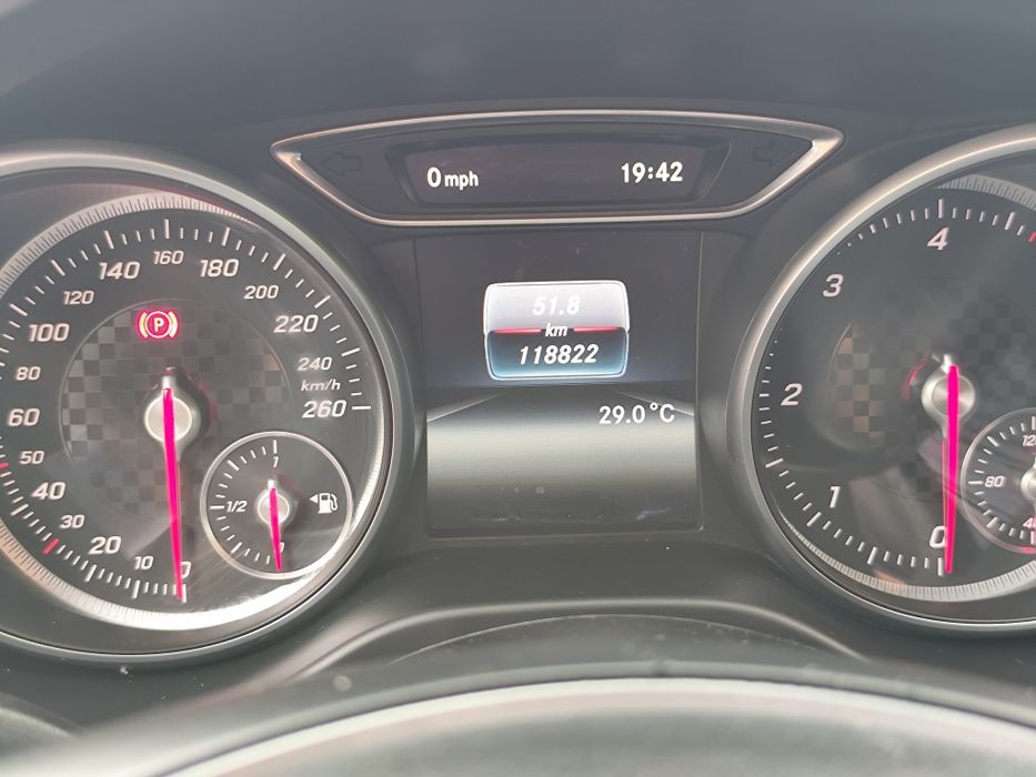 Mercedes A160d AMG Line