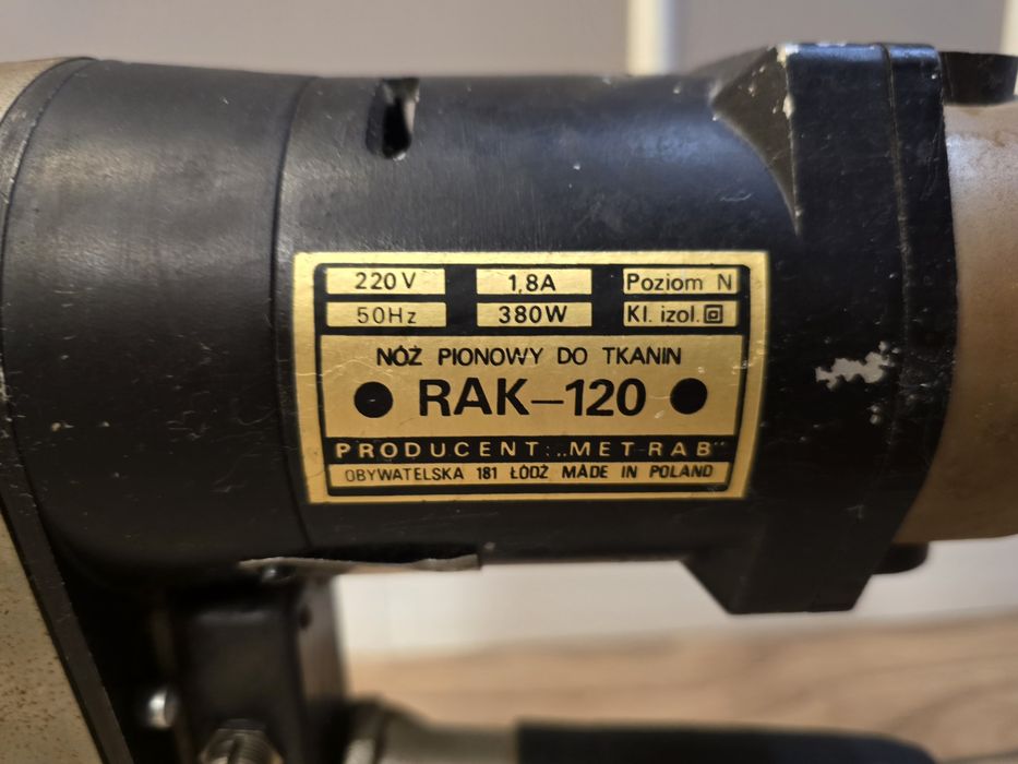 Nóż krawiecki pionowy Rak-120 sprawny