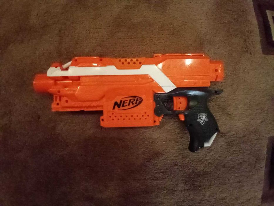 Бластер Nerf Elite Stryfe (A0200)