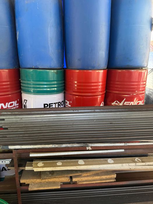 Beczki 200L – Plastikowe i Metalowe