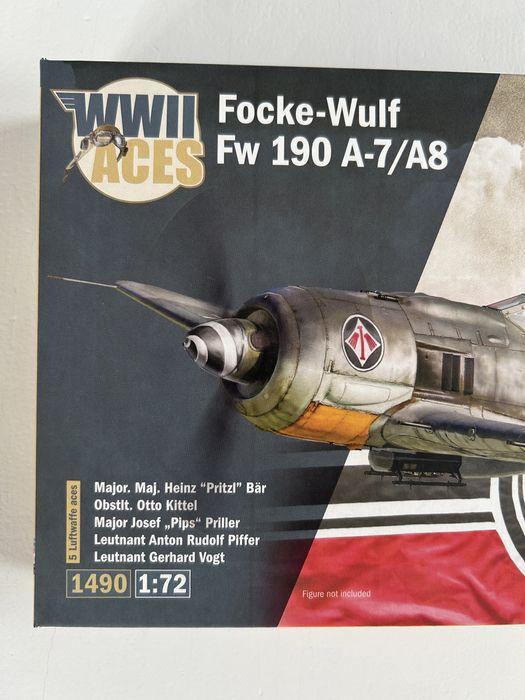 Samolot Focke Wulf Fw 190 A-8/F Aces model 1/72 Italeri 1490