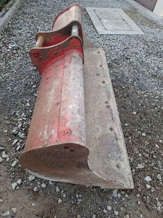 Sprzedam Łyżkę  Skarpową 180 cm orginał Martin