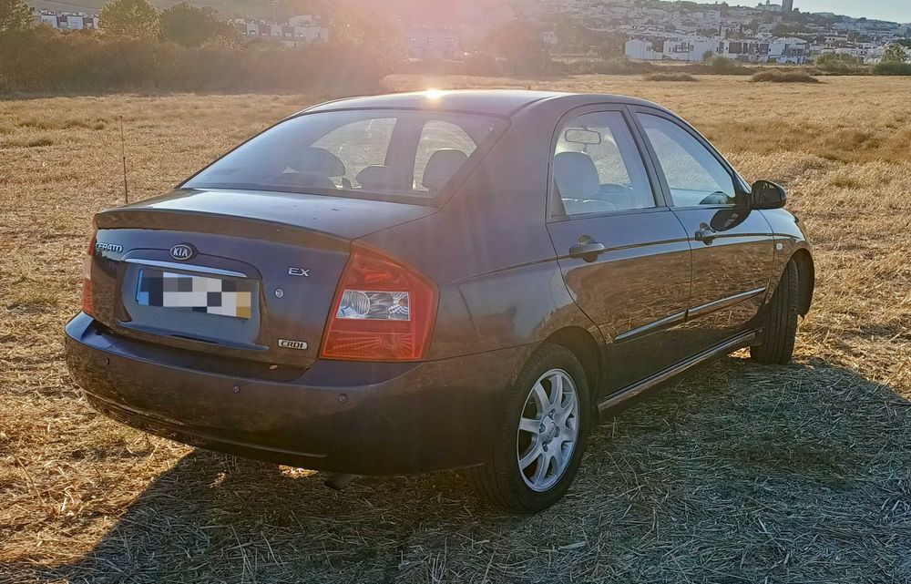 Kia Cerato 1.5 CRDI LD