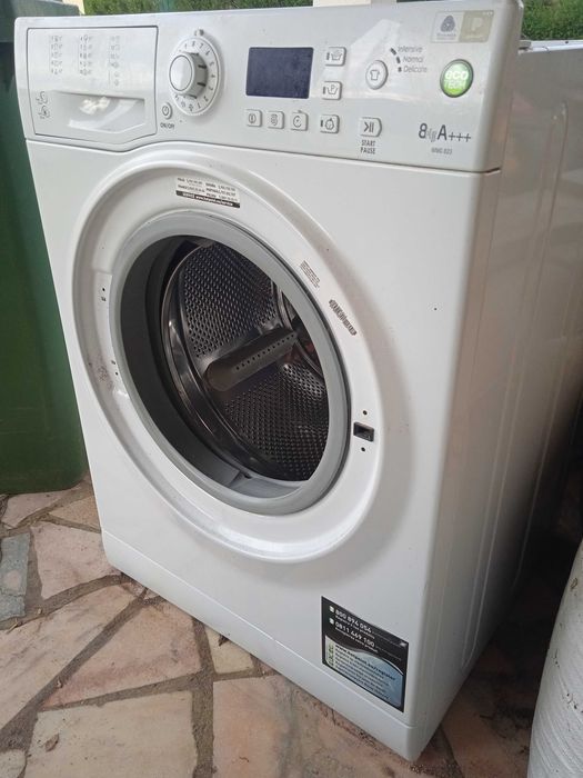 Máquina de lavar roupa Hotpoint Ariston WMG 823