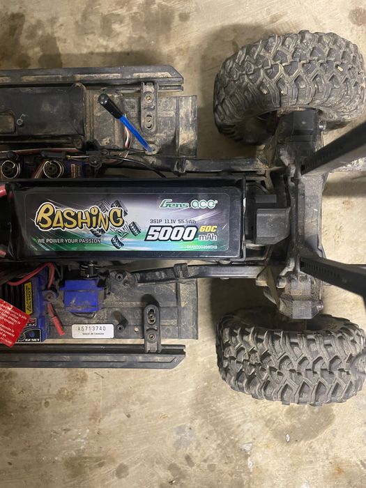 Traxxas Defender 1:10 w pełni sprawny