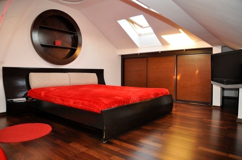 Apartament dwupoziomowy z balkonem i miejscem w hali garażowej