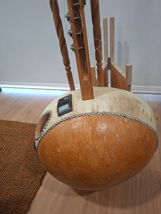 Kora Profissional com excelentes afinadores e Sabar! Aproveite!!!