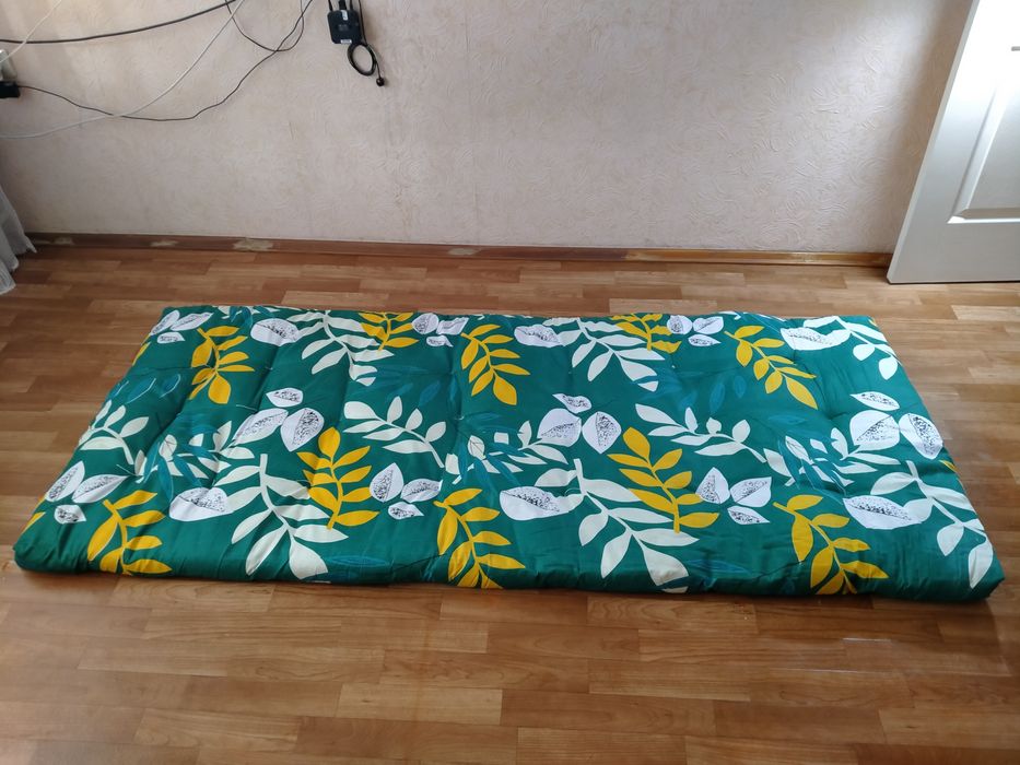 Матрас ватный  2 х 80 м. Новый.