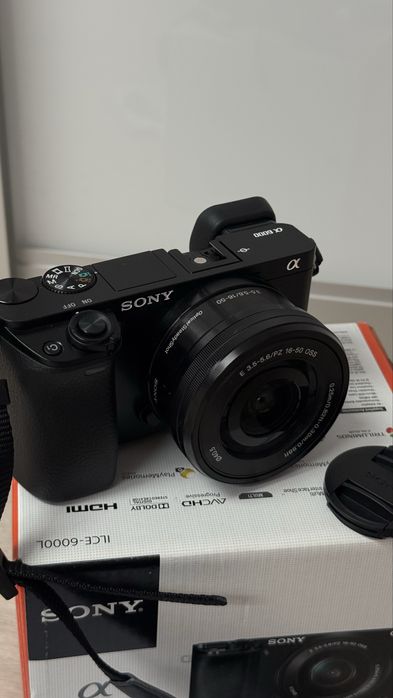 Sony A6000  стан нового з коробкою