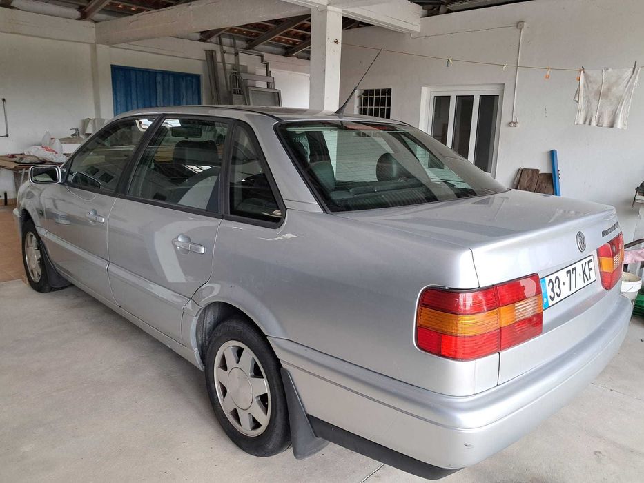 VW Passat 1Limousine (sedan) GL 1.9T – 1997 | Excelente Estado (Para Peças/Reparação)