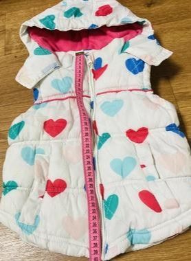 Жилетка теплая.Жилет на девочку 3 4 5 лет