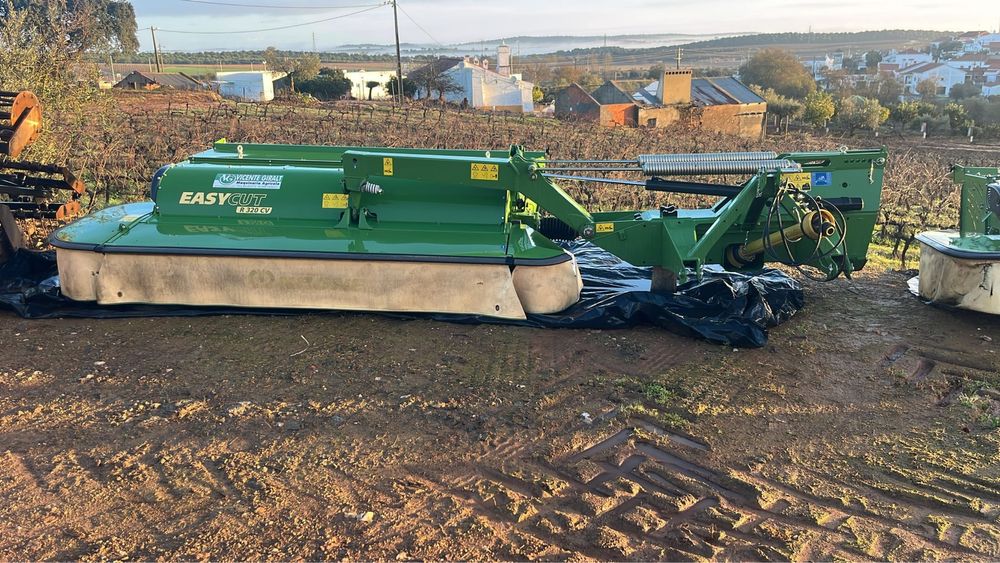 Gadanheira Condicionadora KRONE Easycut R329 CV- Exelente estado (2020