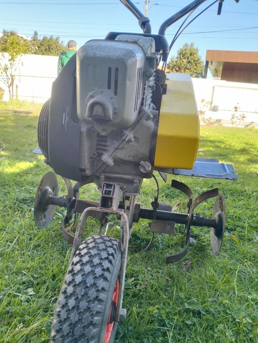 Moto enxada MH-52 Honda