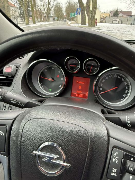 Sprzedam Opel Insignia 2011