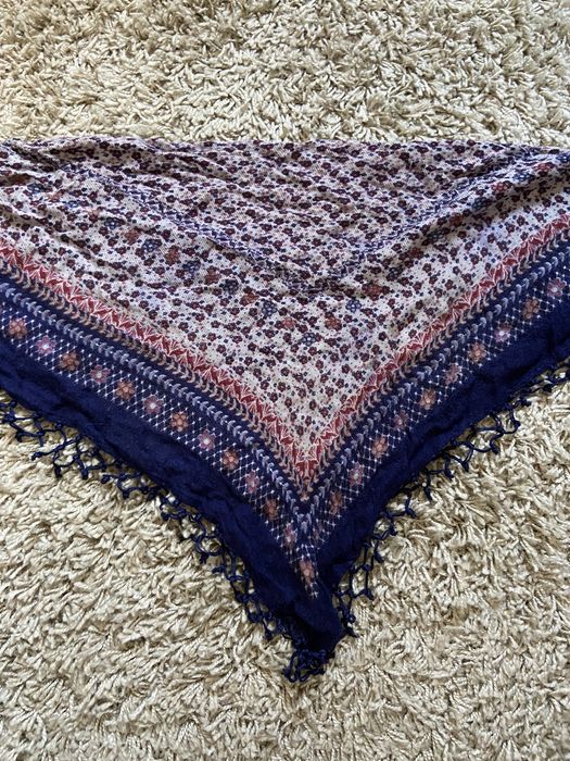 Lenço echarpe com padrão florido NOVO