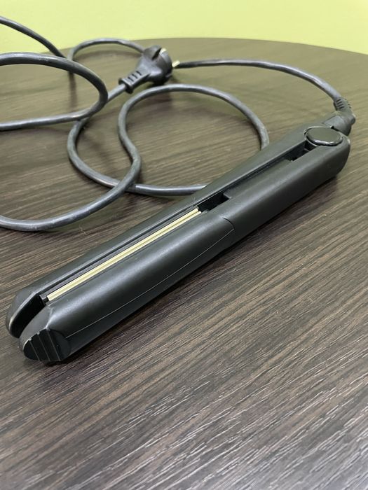 Випрямляч для волосся Philips HP4642 ceramic