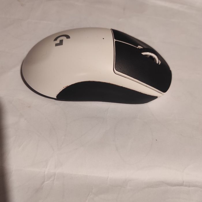 Rato Logitech Pro Superlight
