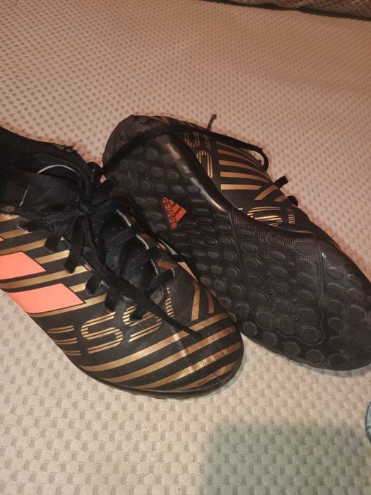 Piłkarskie chłopięce rozmiar 33