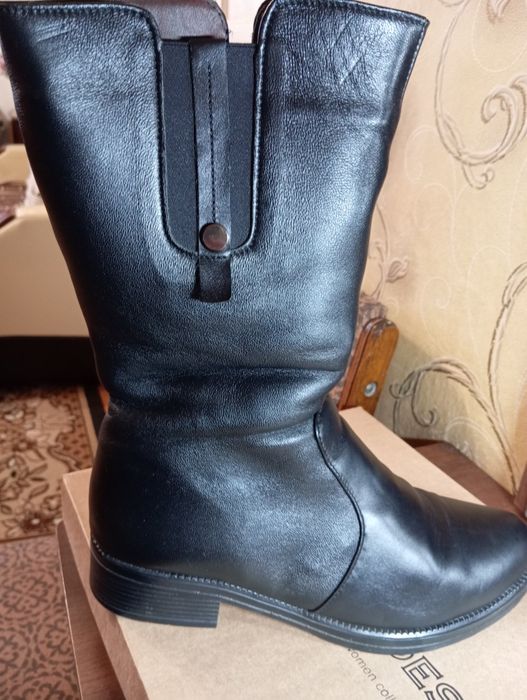 Женские зимние полусапожки