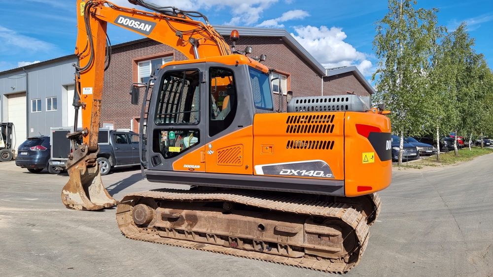 Экскаватор Doosan DX 140 LC 2020
