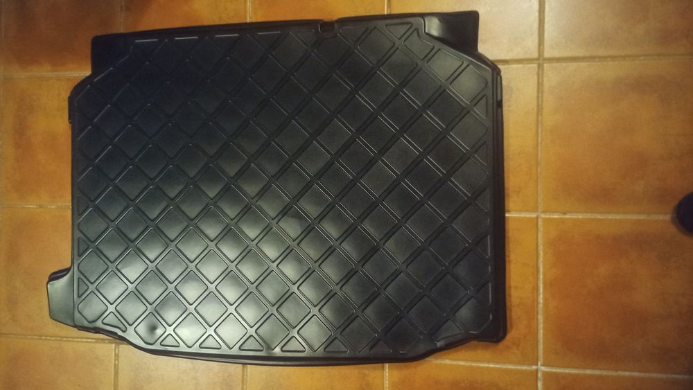 Proteção Mala Seat Leon 5F