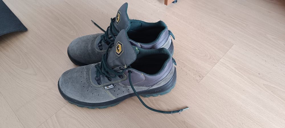 Sapatos de segurança 43