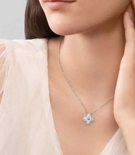 Wisiorek koniczyna van cleef 18k Alhambra cyrkonie kamienie szlachetne masa perłowa platyna stal