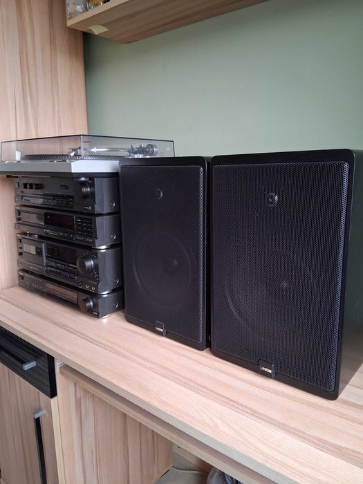 Wieża TECHNICS z kolumnami