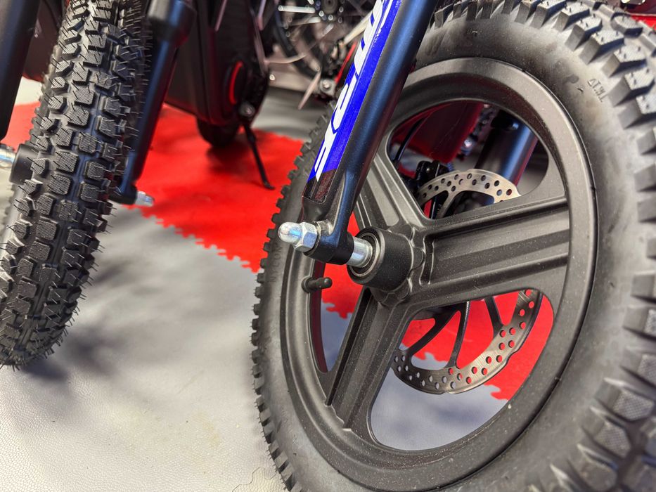 MRF e-JOY RFN Warrior 500W - motocykl elektryczny dla dzieci z opcją kółek bocznych