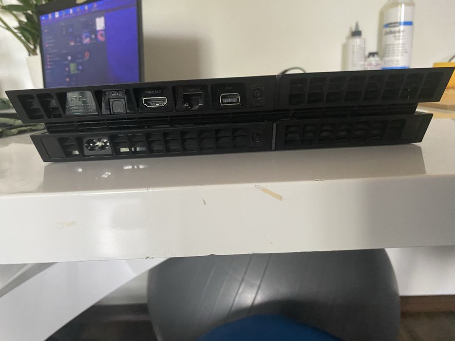 Playstation 4. Sprzedam
