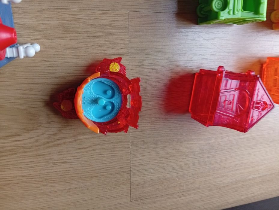 Conjunto de superthings e kazooms