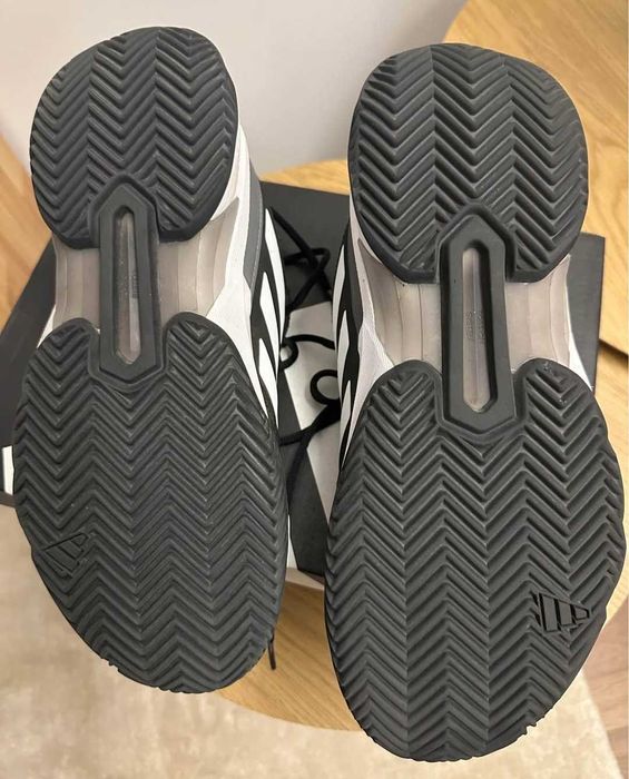 Sapatilhas Adidas 41.5