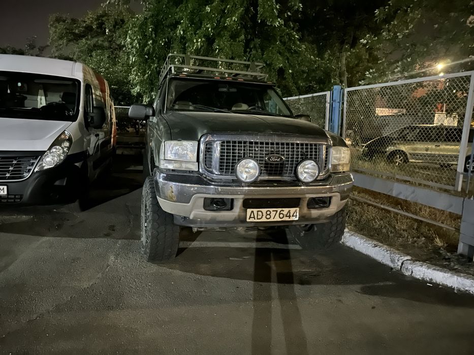 Ford Excursion 7.3 TDI на тимчасовій УКР реестрації