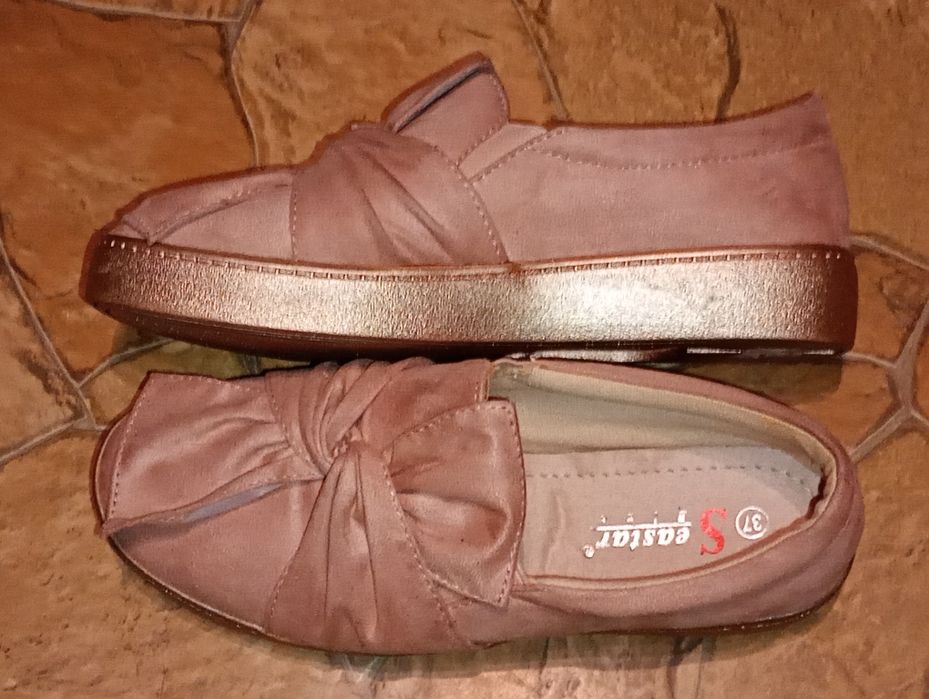 Nowe półbuty damskie rozmiar 37