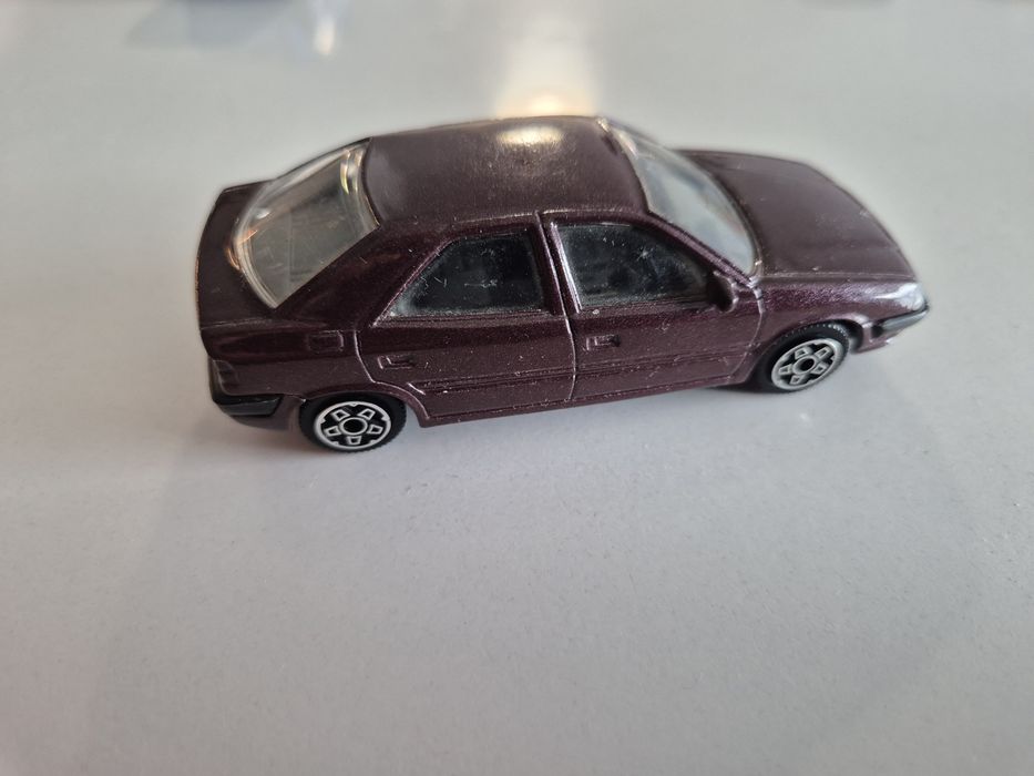 Bburago auto samochód skala 1:43 Citroen Xantia